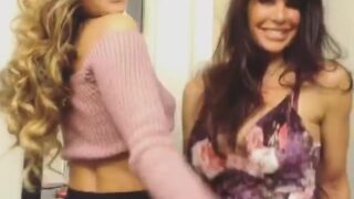 Sommer Ray gagging hard