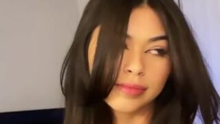 Aishah Sofey nude mirror selfie leaked