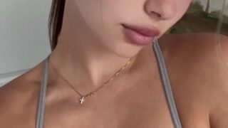 Wettest pussy eating session for Grace Boor