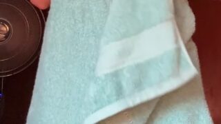 Brujita Roja squirt madness