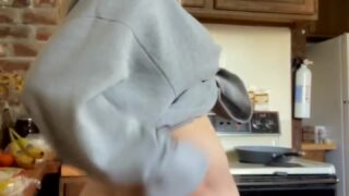 pussy riding wet Blondpeche onlyfans