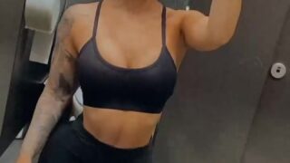 slowarch mirrorwave nude thighpress spreadroll