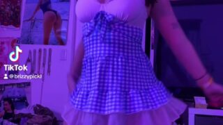 naughty nude video Brizzysee