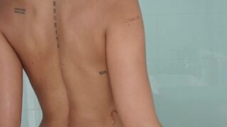 Street blowjob POV – MiaBaileyyy gagging in shadows