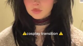 Risky POV – Noemiexlili fingers herself quietly in stairwell