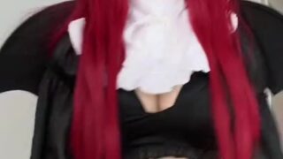 Noemiexlili cums quietly behind gas station at midnight