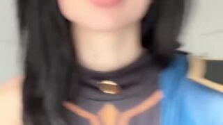 Noemiexlili’s first bondage creampie – wrists tied, legs shaking