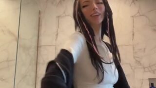 Lingerie & feet – Noemiexlili strokes between toes until you’re begging