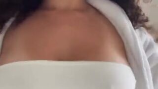 justasecret892 soaked from deep vibrator strokes