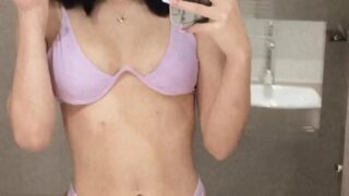 Mariana Cruz sneaks quiet fuck in family bedroom