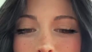 Noemiexlili’s gamer girl tape leaked with toy play and squirt