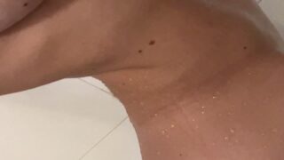 JoannieFit uses vibrator in bed and begs for real cock