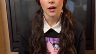 pussy worship video with morekendallbeck moaning