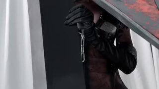 Noemiexlili gives head in car while window half open