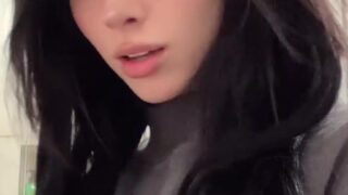 Noemiexlili gets throat destroyed before messy facial