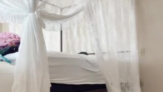 Noemiexlili licks cum off phone after blowjob leak