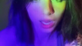 Footfuck JOI – Noemiexlili tells you exactly how to stroke and cum