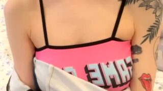 Risky blowjob – Noemiexlili gagging in parking lot at night