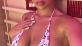 POV car blowjob – MiaBaileyyy spits and takes full load