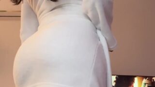 JoannieFit leaks her OnlyFans sex tape with full nudity and hard fuck