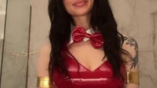 Noemiexlili’s pussy too tight for stepson to last long