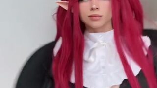 Outdoor flash – Noemiexlili bends over, panties pulled down