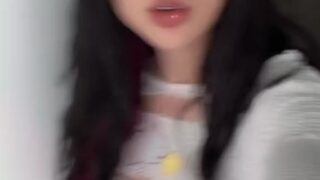 Noemiexlili leaks private squirting clip with deep toy action