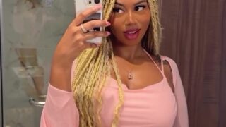 MerMaix twerking naked and teasing fans on cam