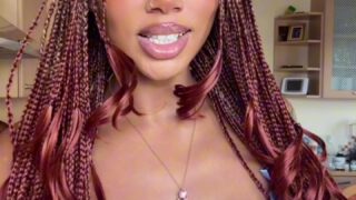 Elf girl moans in POV – MerMaix cosplay clip leaked