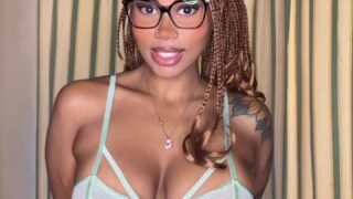 Cosplay tongue fuck – MerMaix in collar and cuffs