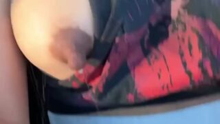 StormiMaya rides her toy for a morning pussy squirt video