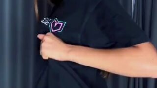 Mirror selfie tits out – Mermaidua leaked full clip