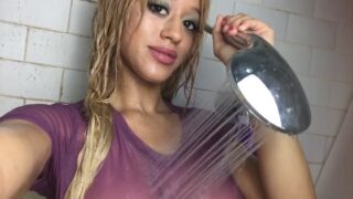 Artistic mirror selfie after sex in beach starring StormiMaya