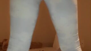 Artistic mirror pose TAYLERHILLS anal in blue heels