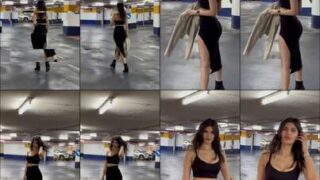 Steamy shower scene Yaelaris oral sex with wet hair